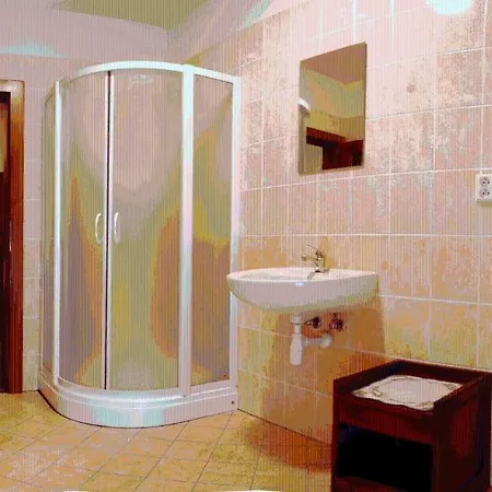 شقة Pension-apartmany Apollo